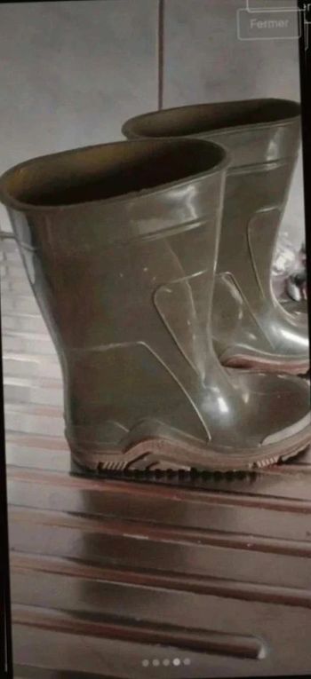 189.Bottes  enfant