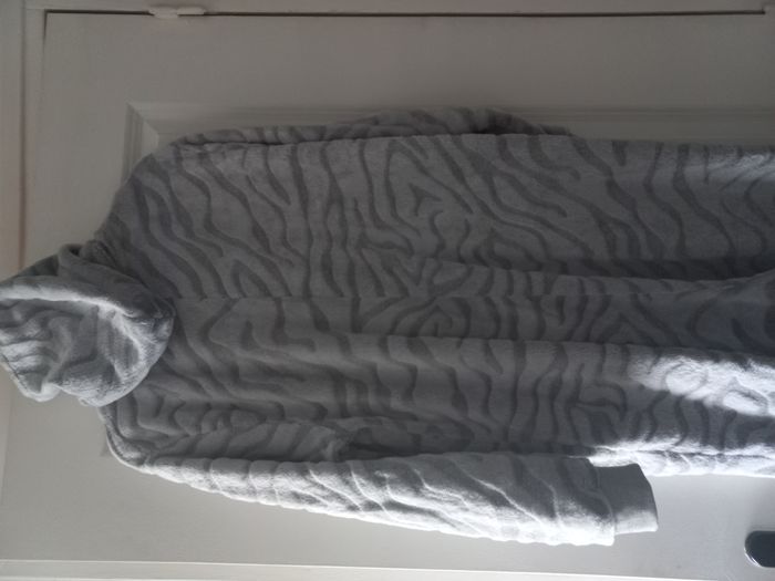 vends grenouillère rayée XL - photo numéro 3