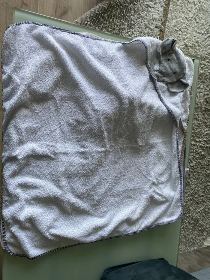 Lot de 3 capes de bain bébé /jeune enfant - photo numéro 3