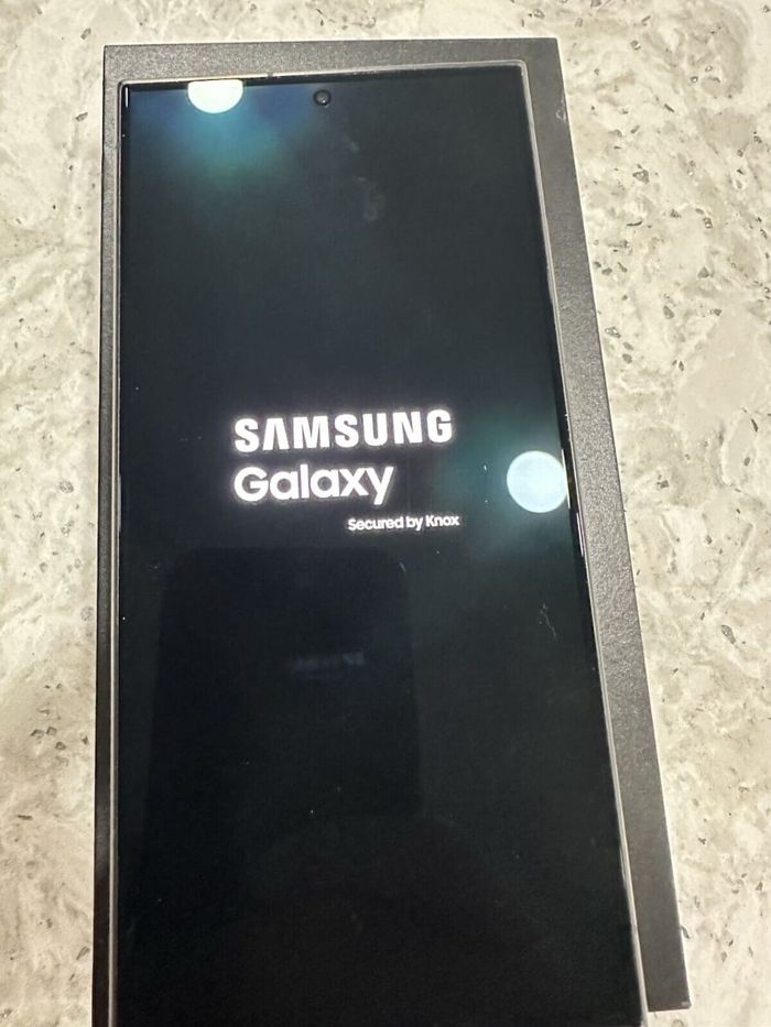Samsung Galaxy S24 ultra 512 GB - photo numéro 2