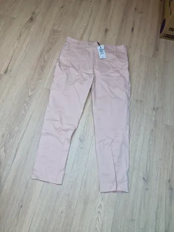 Magnifique pantalon camaïeu rose pale taille xl