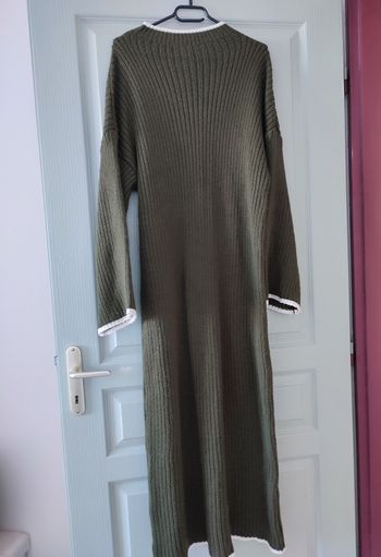 Longue robe pull (abaya), manches évasées