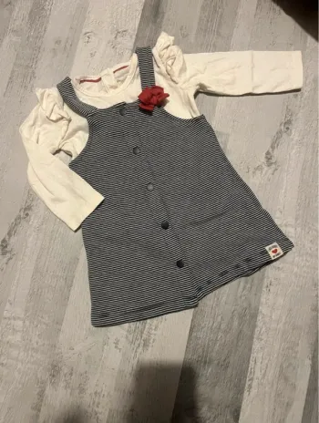 Ensemble C&A haut +robe bébé fille