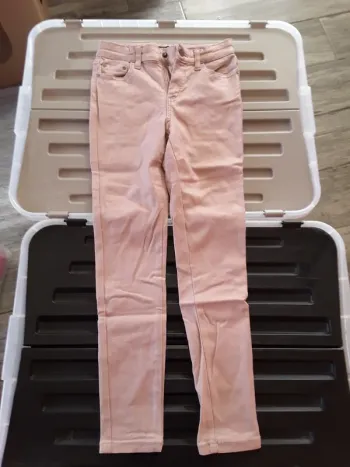 Pantalon 10 ans (138/143 cm)