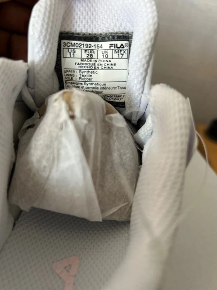 Baskets fila blanches vernies 28 - photo numéro 8