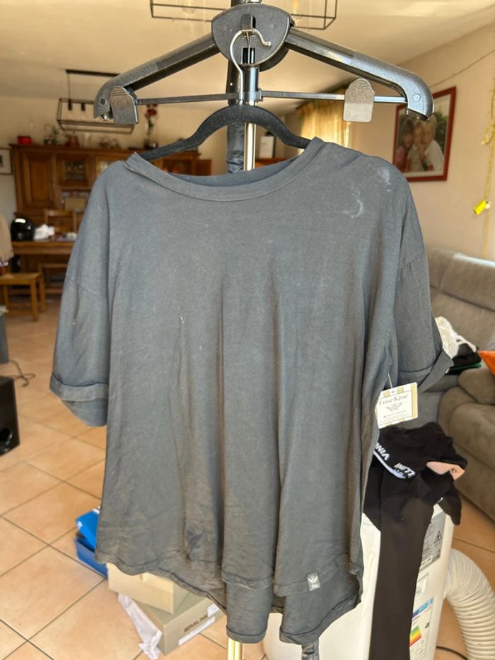 Lot 10 tee-shirts Toscanjoe unis différents coloris - photo numéro 8
