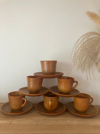 Vintage-Ensemble de 6 tasses et soucoupes-Modèle Volcan-Arcopal