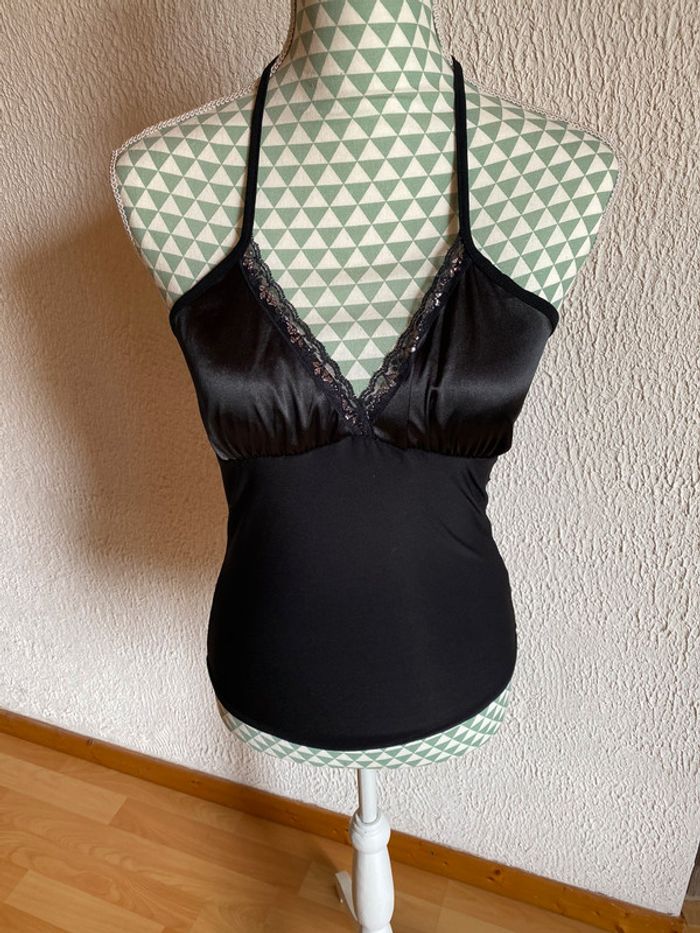 Haut noir