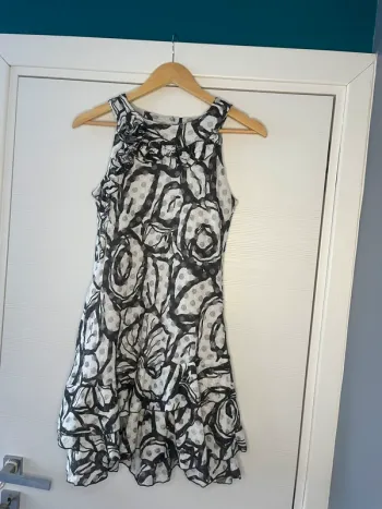 🔹 Robe fluide imprimée – Lola Liza 🔹