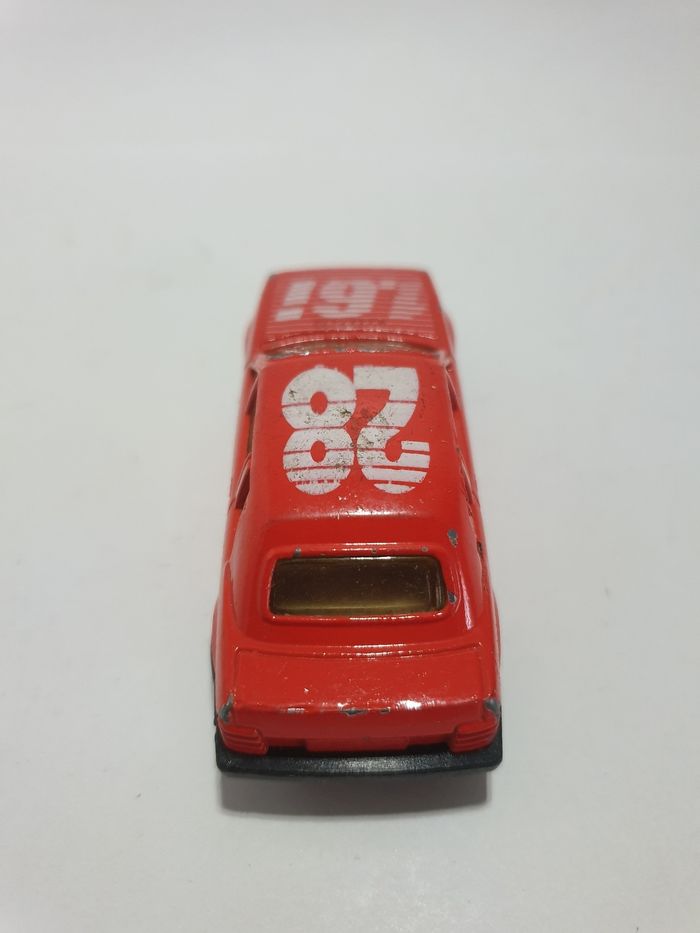 Mc Toy Ford Escort 1.6i 1/64 Made in Macau 🇲🇴 - photo numéro 7