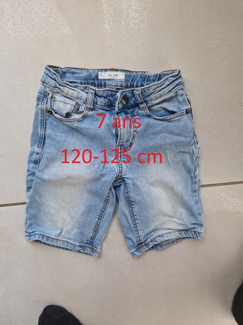 1 short en jeans bleu taille 7 ans 120-125 cm marque by kiabi