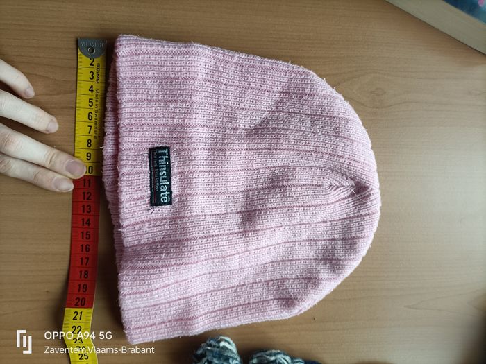 Lot de 2 bonnets rose et bleu et une paire de gants rose - photo numéro 4