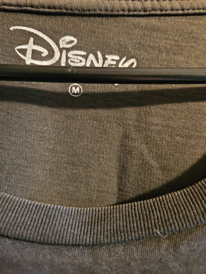 T-shirt Disney - bon état - photo numéro 3