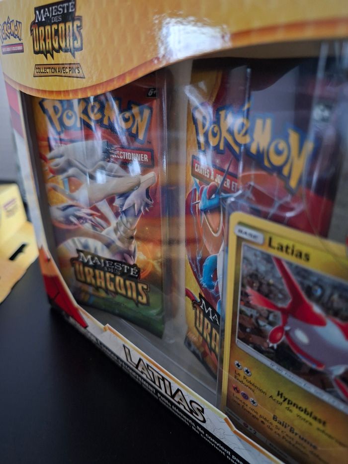 Coffret Majestée des Dragons Latios et Latias - photo numéro 4