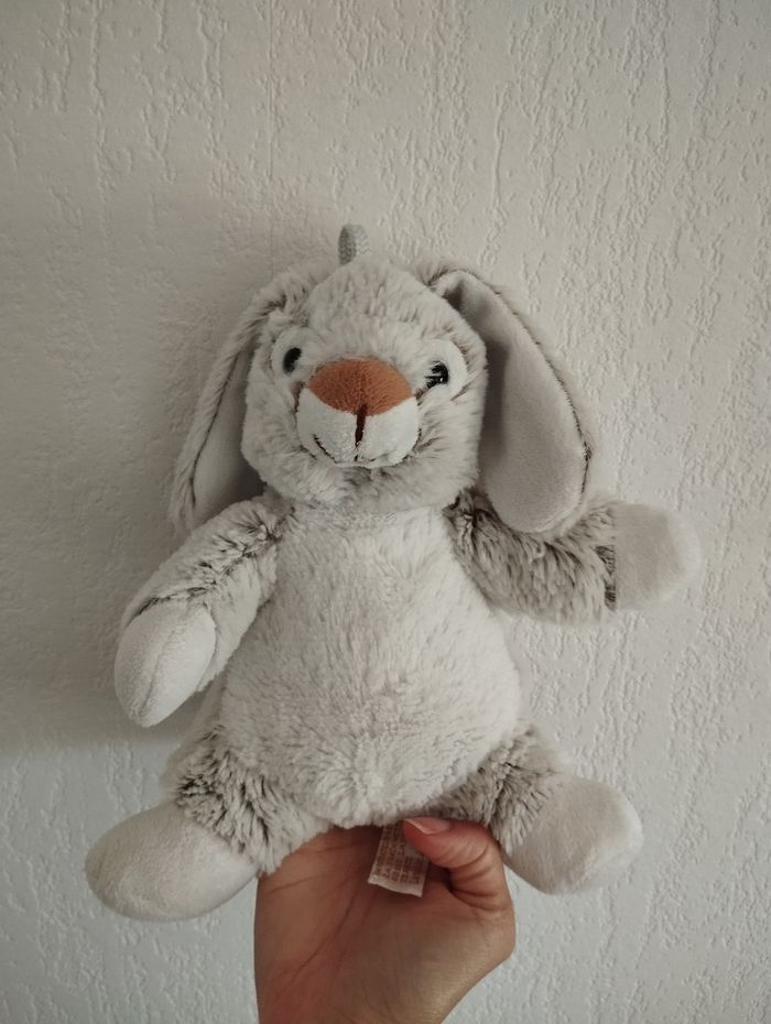 Belle peluche lapin Rodadou