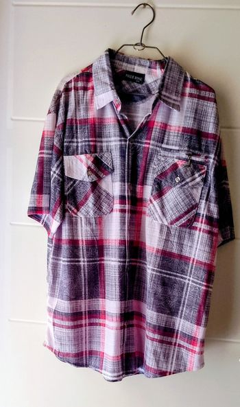 Chemise à carreaux 
