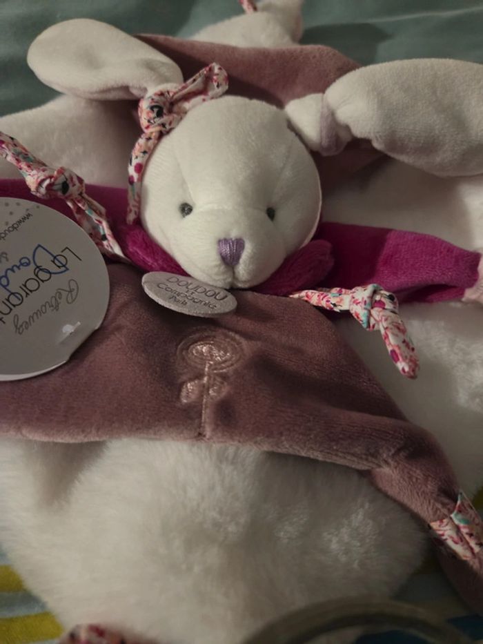 Doudou et compagnie lapin cerise - photo numéro 6