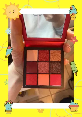 Huda beauty ruby obsessions palette