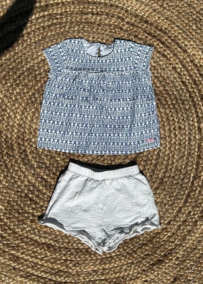 Jolie ensemble