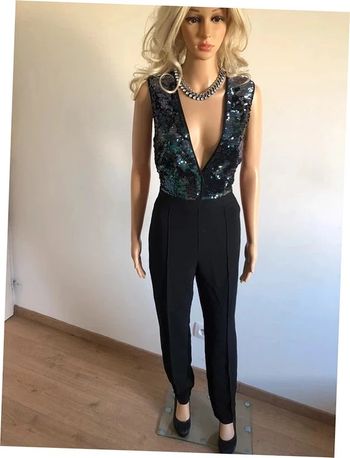 Combinaison noire neuve avec sequins sans manches Morgan taille 38 (valeur 95€)