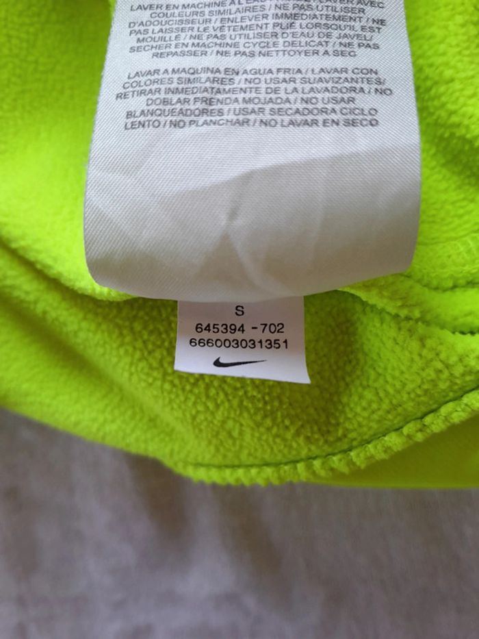 Beau sweat capuche  hoodies Nike jaune fluo - photo numéro 4