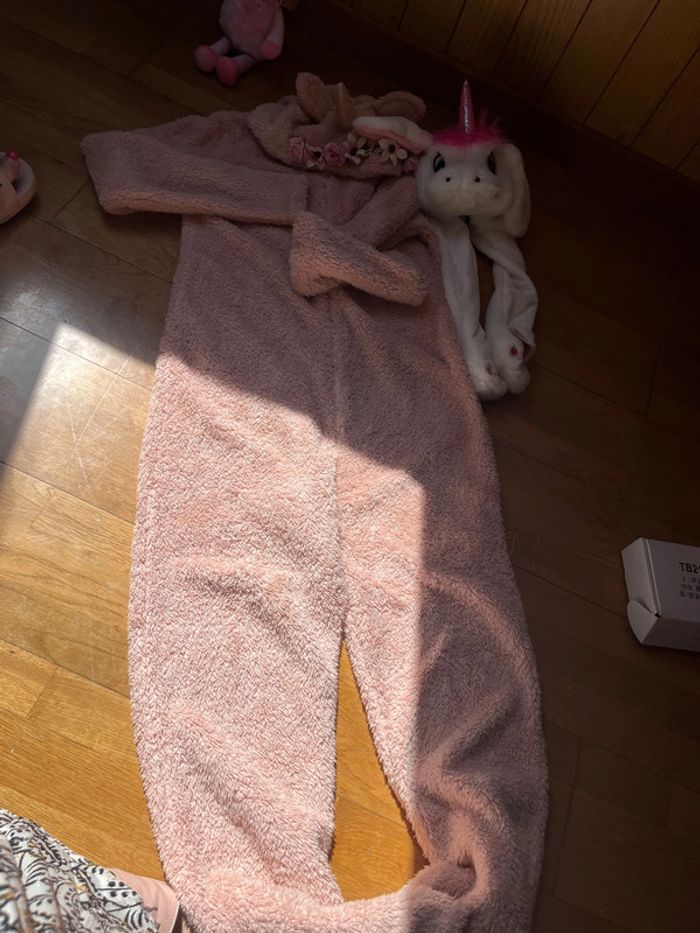 🌈 Lot licorne – peluche + bonnet interactif + pyjama combinaison – taille S - photo numéro 7