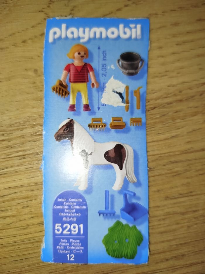 Fille avec son poney Playmobil - photo numéro 3