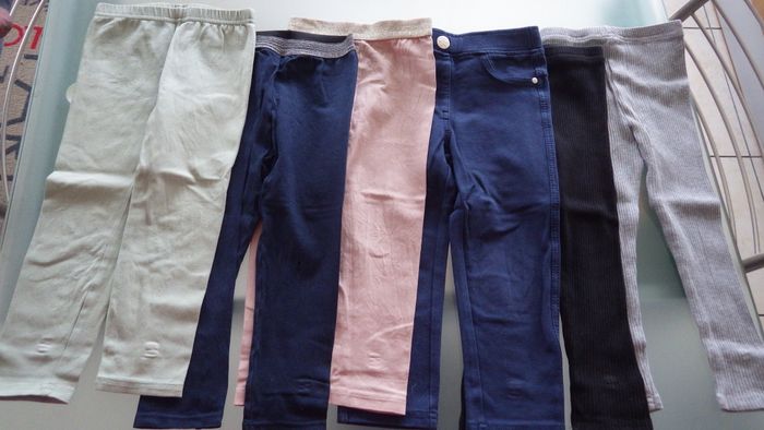 Lot de 7 leggings et pantalons en jean 4ans Vertbaudet et autres