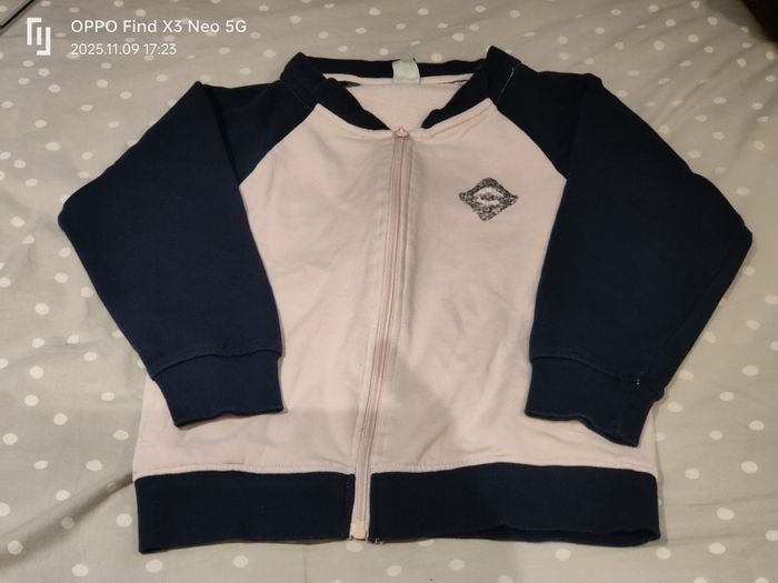 Ensemble jogging 8ans Réduction jusqu'à -70% - photo numéro 3