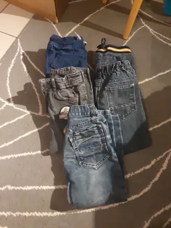 5 pantalons