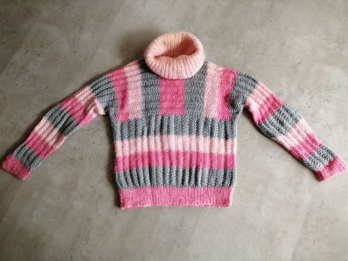 Pull col roulé mohair rayé rose fuchsia et gris taille 38 Tricoté main Phildar - photo numéro 2
