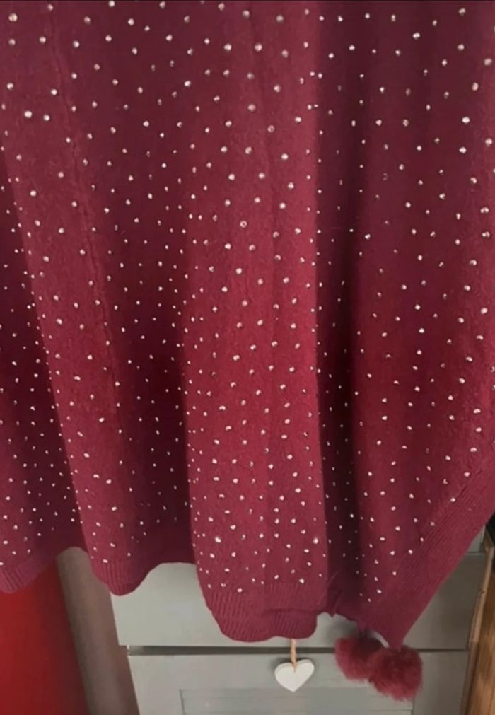 pull cape avec pompons - photo numéro 2