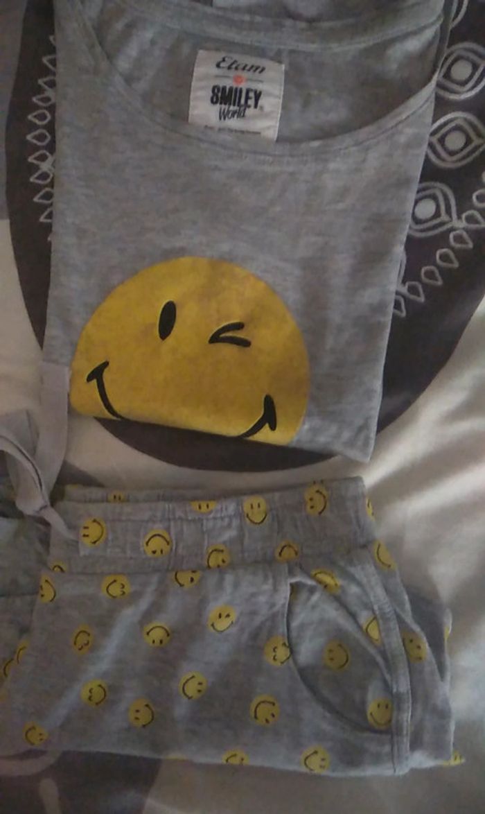 Pyjama smiley - photo numéro 10