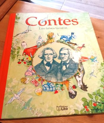 livre album "contes des frères Grimm"