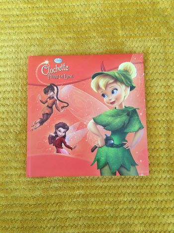 livre Disney  "Clochette et la pierre de Lune"