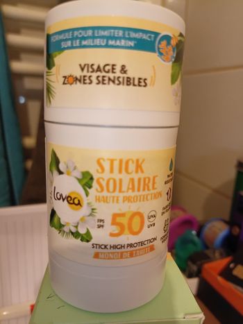 Stick crème solaire SPF50- au monoi de Tahiti- vegan-