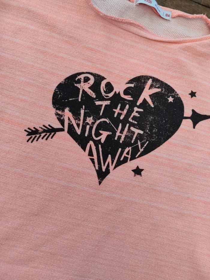 Tee-shirt/ pull - photo numéro 3