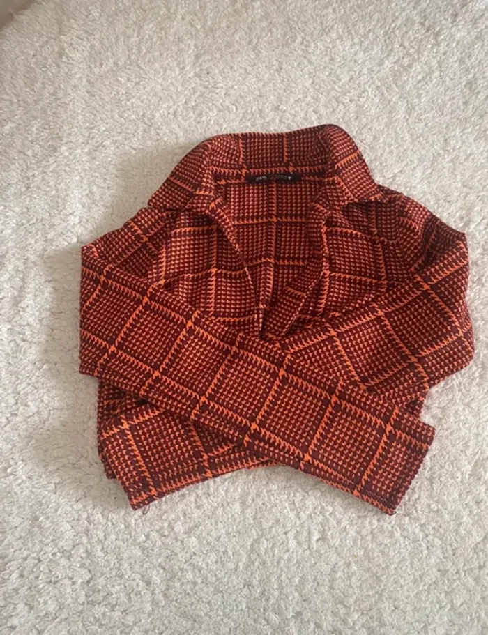 Haut court orangé Zara taille M - photo numéro 2