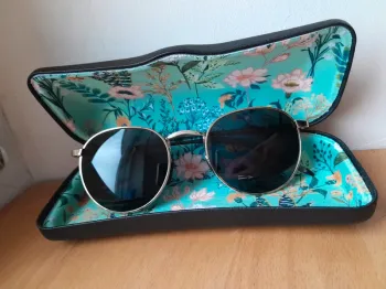 Lunettes de soleil