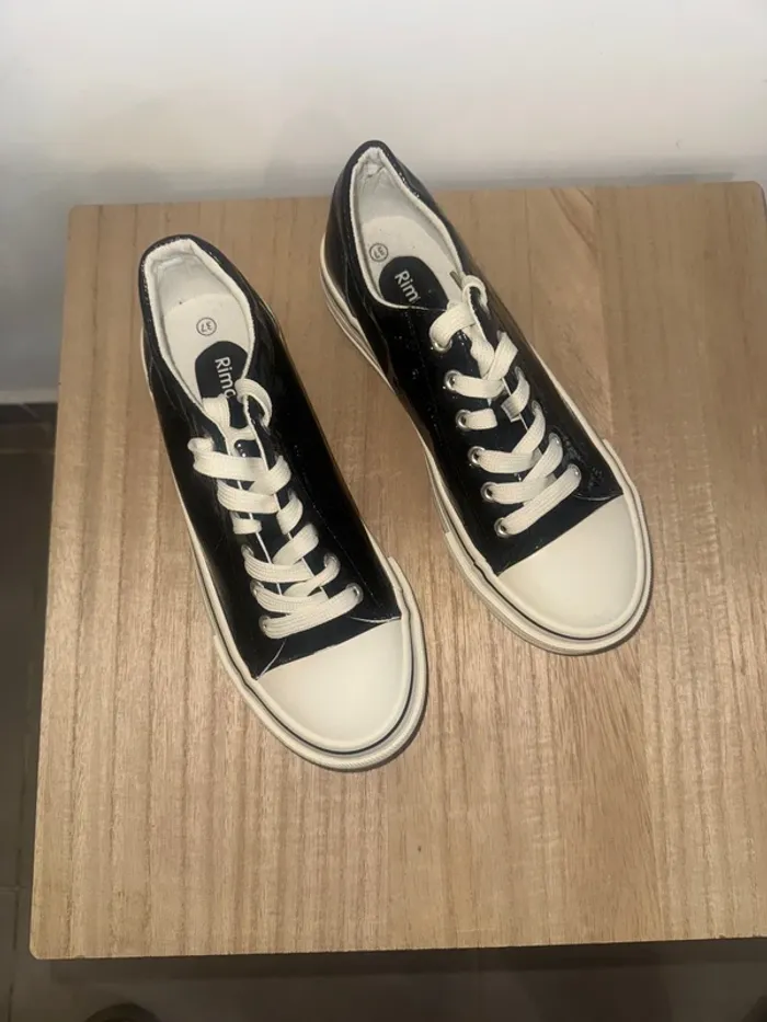 Baskets basses femme noires vernies – Style casual chic – Pointure 37 - photo numéro 2