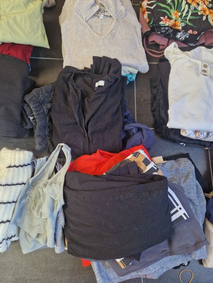 Lot vêtements femme toutes taille - photo numéro 6