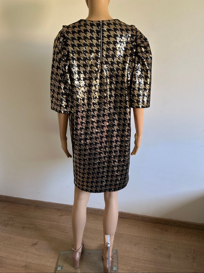 Robe noire et dorée neuve en sequins Molly Bracken taille S - photo numéro 6