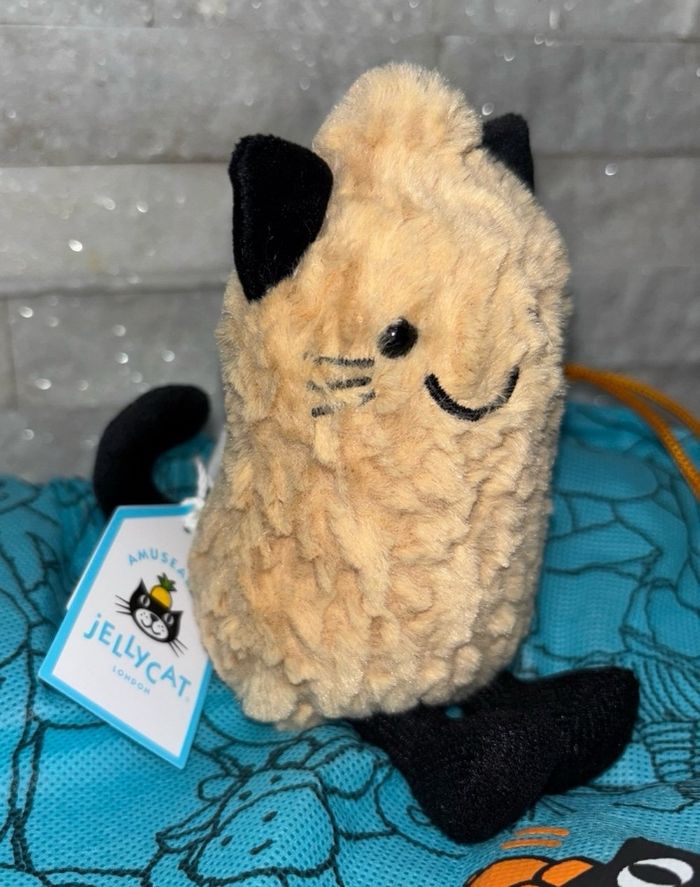 Jellycat Amuseables peannut Cat Outfit 🐱 - photo numéro 2