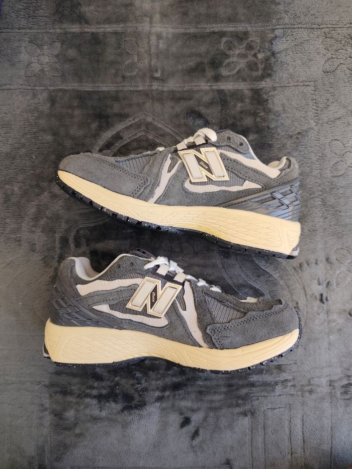 Baskets new Balance 1906 D neuve grise taille 39.5 - photo numéro 3