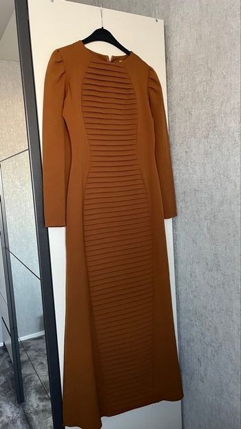 Robe longue femme brun taille 40 .