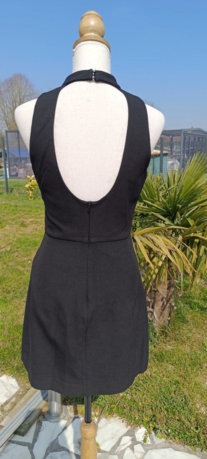Robe Zara taille M dos ouvert noire - photo numéro 5