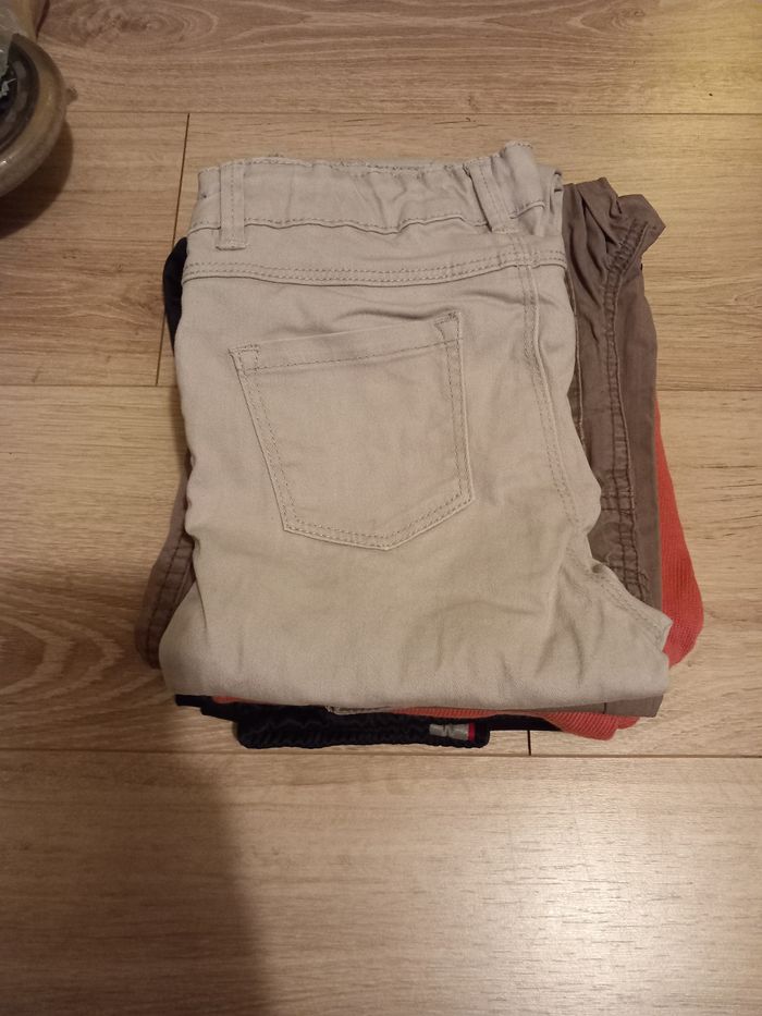 Lot 4 pantalons (8 ans) - photo numéro 2