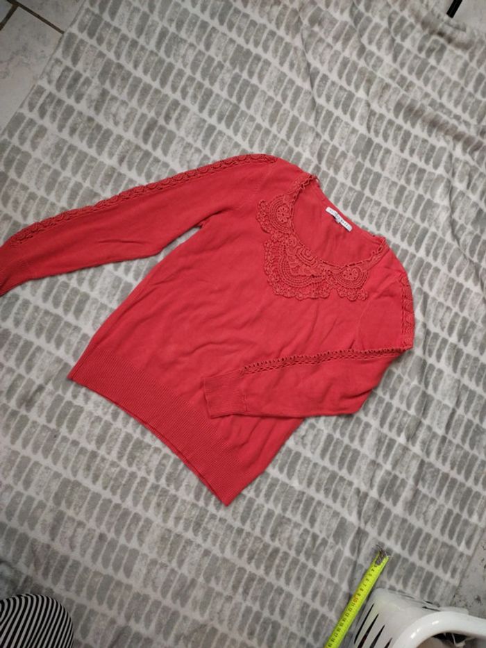 Pull manches longues fin orange dentelle crochet col et manches bréal taille 40 - photo numéro 1