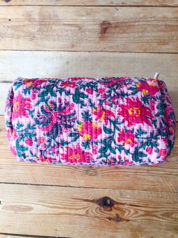 Vanity pochette maquillage indienne