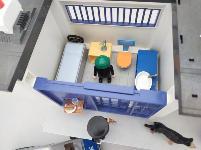 Gros lot playmobil thème police - photo numéro 5